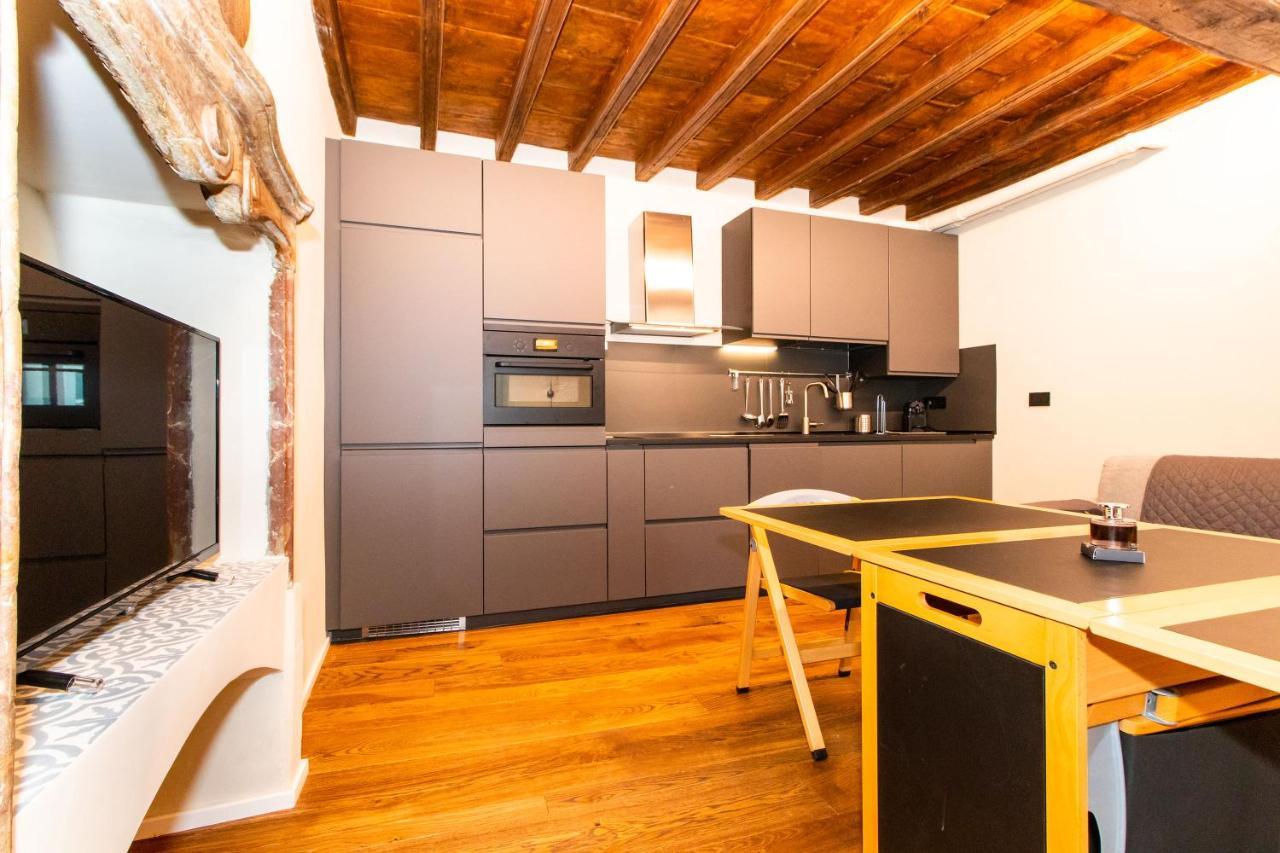 Stylish Quardilatero Romano Central Flat Turin Exterior photo